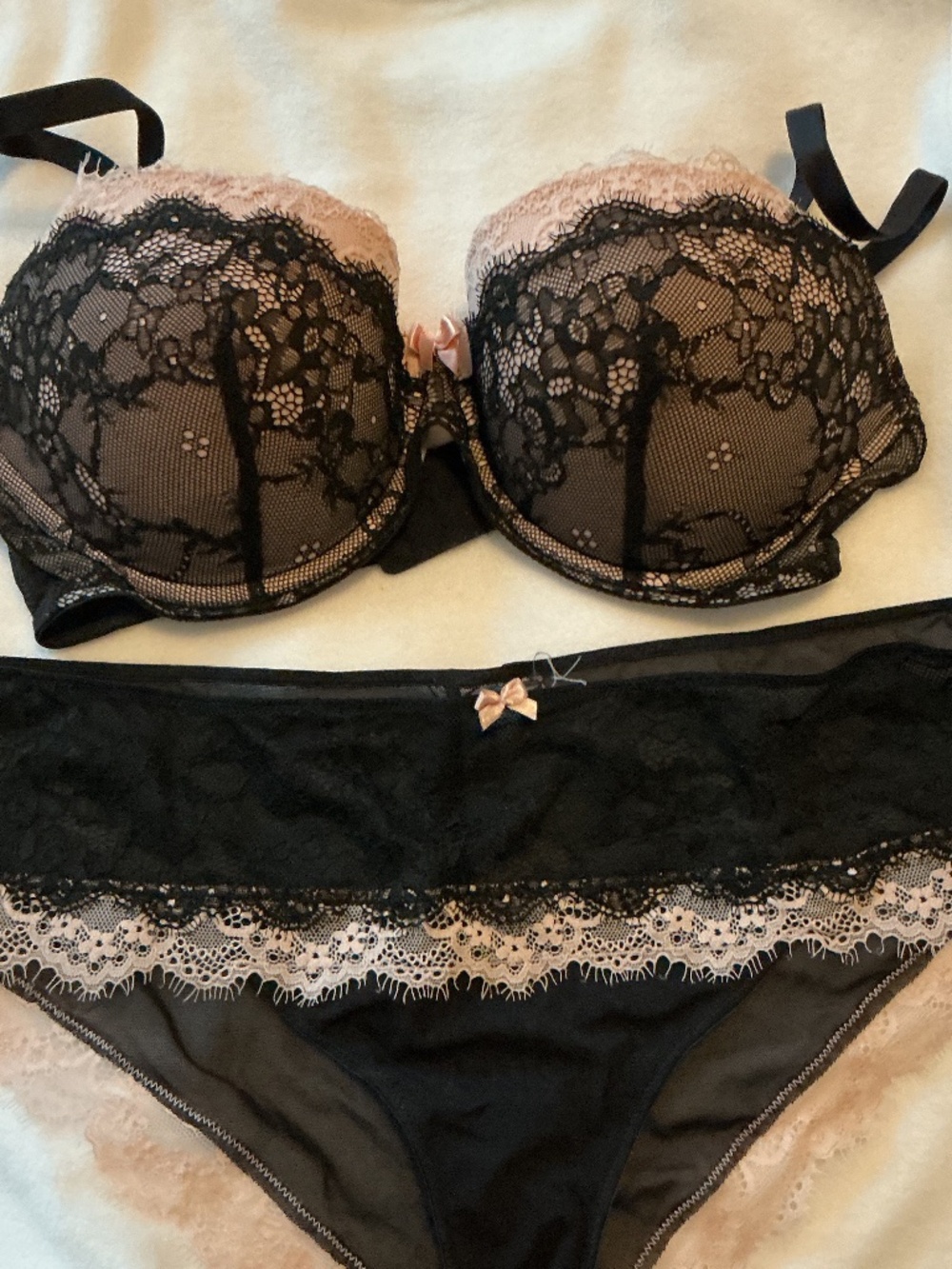 Women’s Lingerie